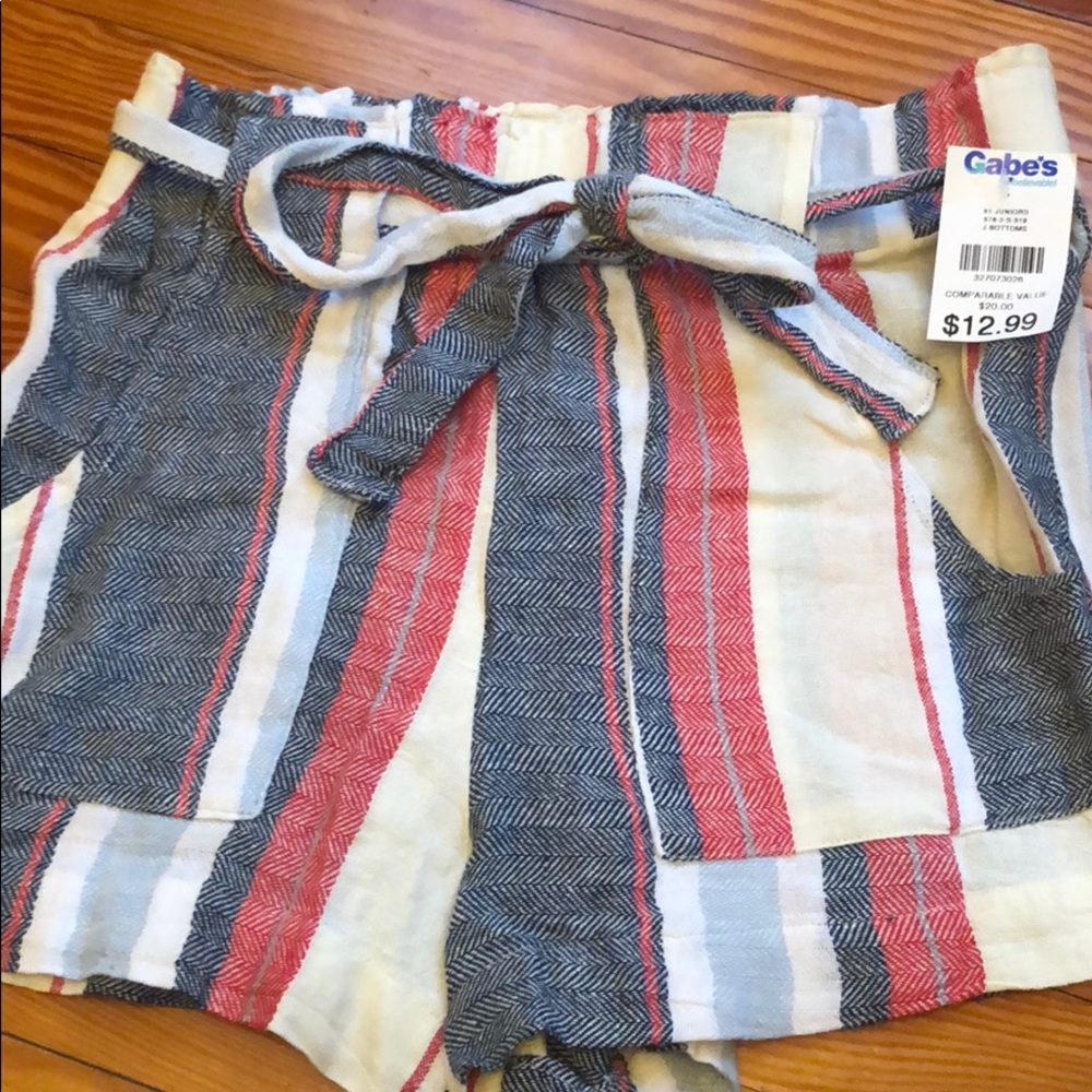 Linen short